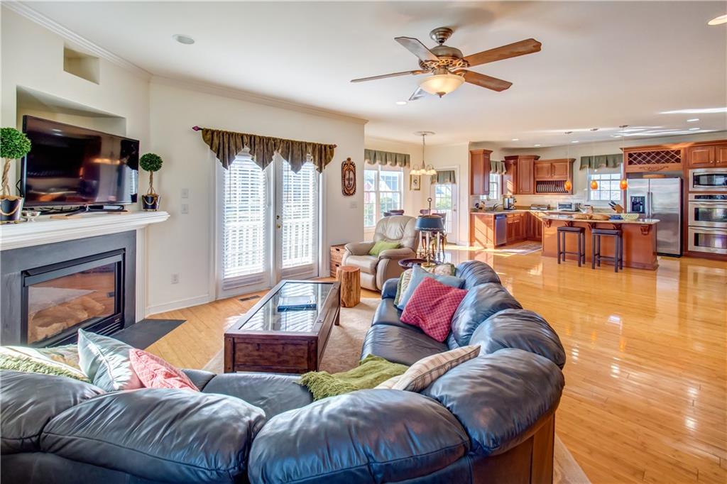 9358 BAY POINT DR, Norfolk, VA 23518