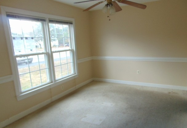 12 Towne Square DrNewport News, VA, 23607Newport News City County