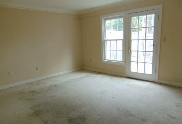 12 Towne Square DrNewport News, VA, 23607Newport News City County