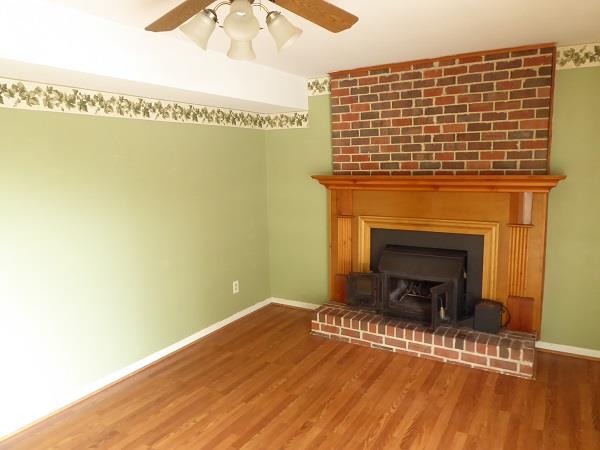 142 Rexford Dr WNewport News, VA, 23608Newport News City County