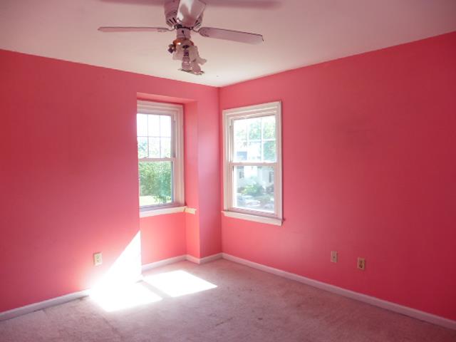 8 Evans Grove DrPoquoson, VA, 23662Poquoson City County