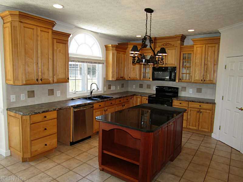 106 DONOVAN CT, York County, VA 23693