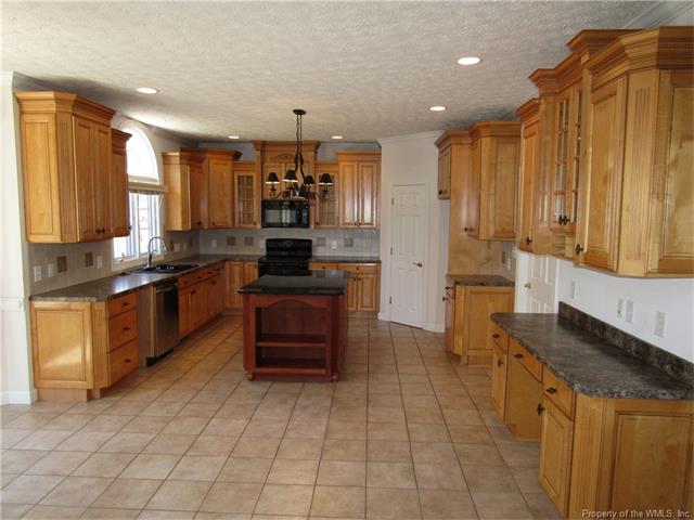 106 Donovan Court, Yorktown, VA 23693