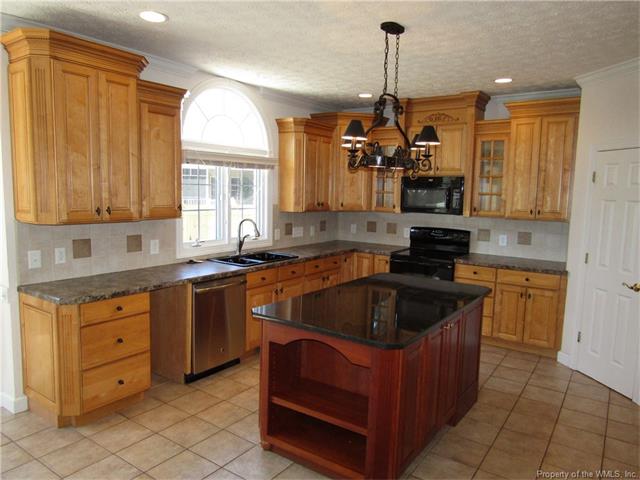 106 Donovan Court, Yorktown, VA 23693