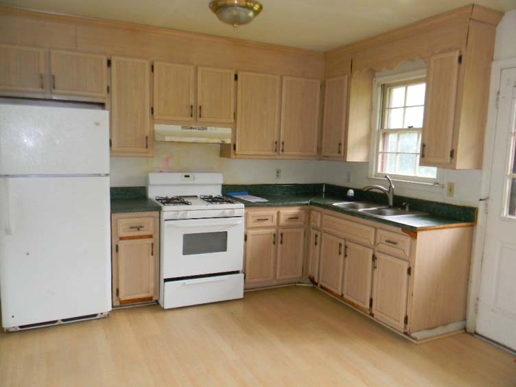 805 N Gillfield DrPetersburg, VA, 23803Petersburg City County