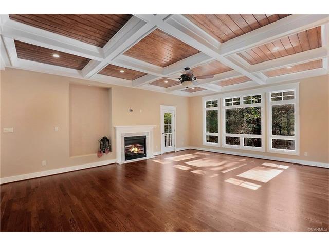 11712 Woodland Pond Parkway, Chesterfield, VA 23838