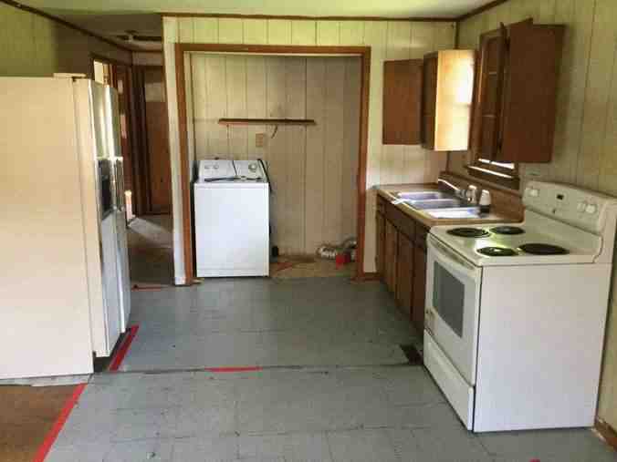 108 Hawkins StreetClarksville, VA, 23927Mecklenburg County