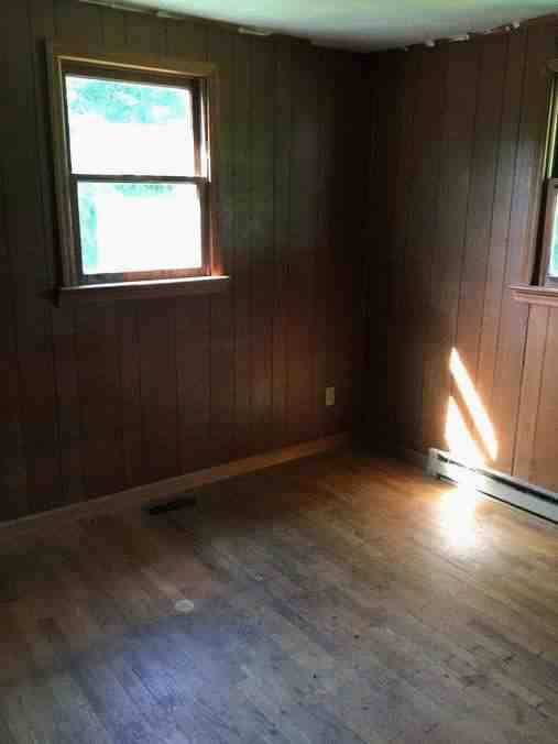 108 Hawkins StreetClarksville, VA, 23927Mecklenburg County