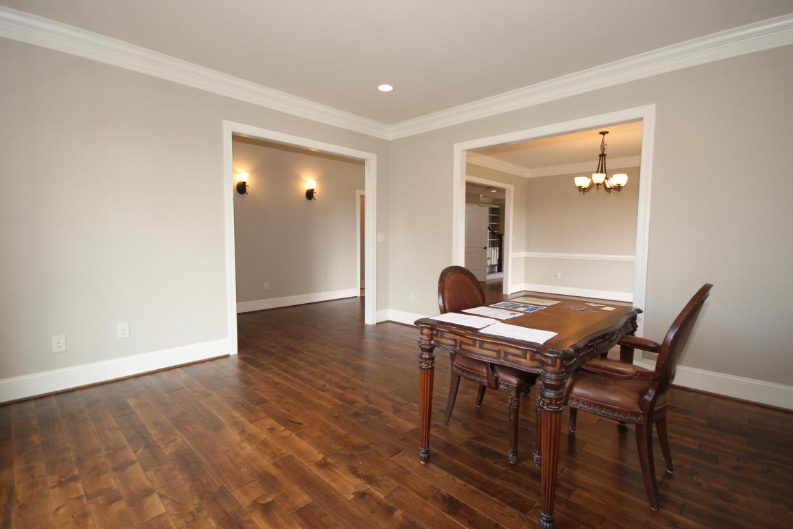 3210 SOUTHWOOD MANOR CT, Roanoke, VA 24014