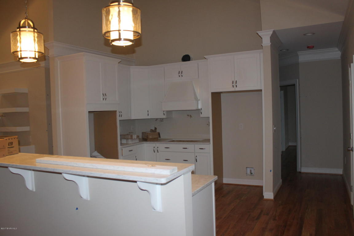 1161 Treetop Ridge Rd, Blacksburg, VA 24060