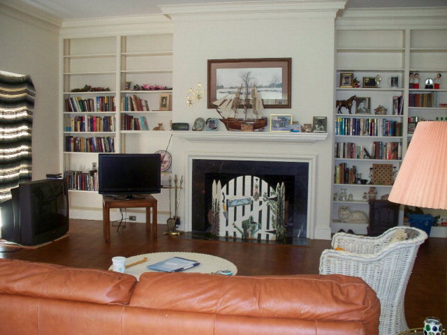 100 Hunters Green Dr, Stanleytown, VA 24168