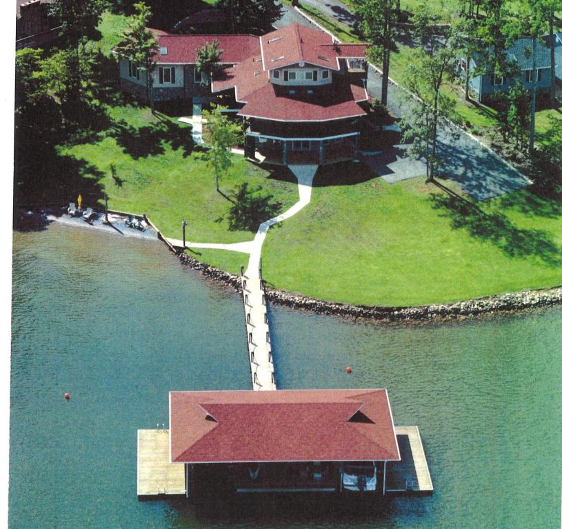 400 Blue Lake RD, Union Hall, VA 24176