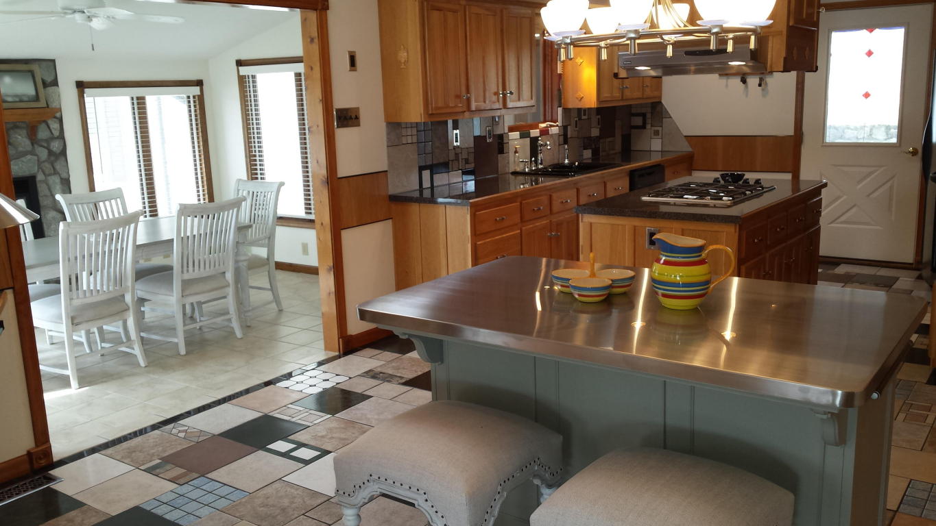 400 Blue Lake RD, Union Hall, VA 24176