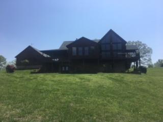 517 Pleasant Valley LN, Wirtz, VA 24184