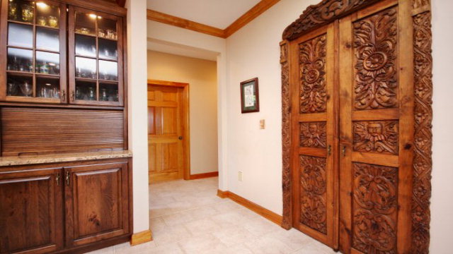 21259 Jade Woods Dr, Bristol, VA 24202