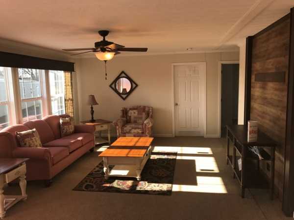 15297 LEE HIGHWAY ,VA, Bristol, 24202