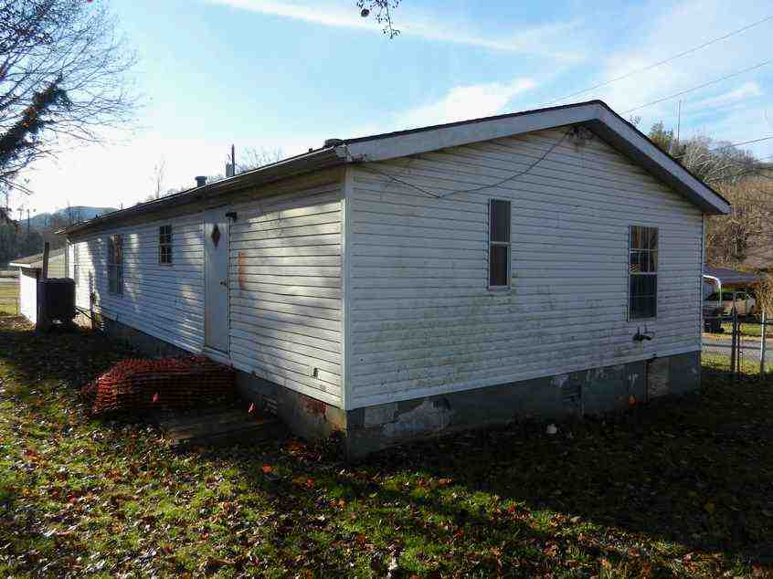 130 Island DrAppalachia, VA, 24216Wise County