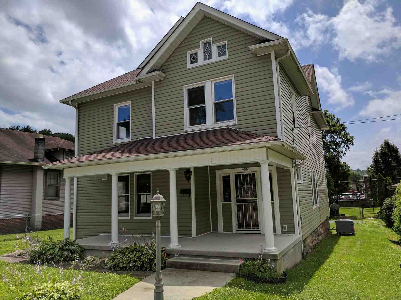 406 Dixon AveAppalachia, VA, 24216Wise County