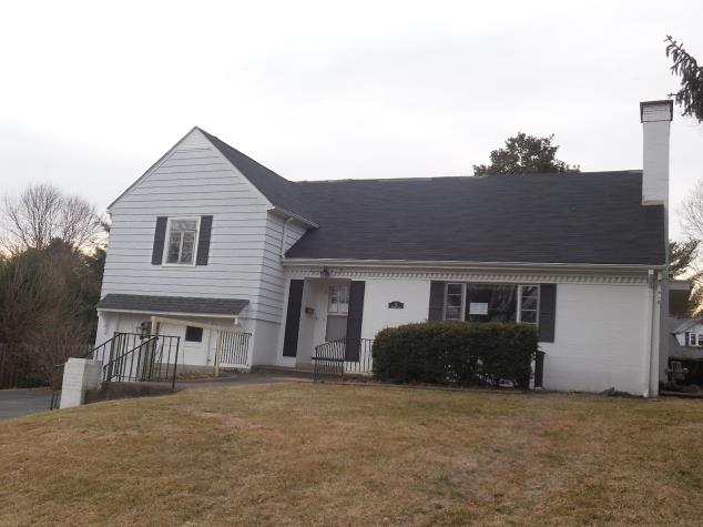 20 Woodland DrStaunton, VA, 24401Staunton City County