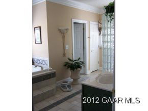 3186 MORRIS MILL RD, Staunton, VA 24401
