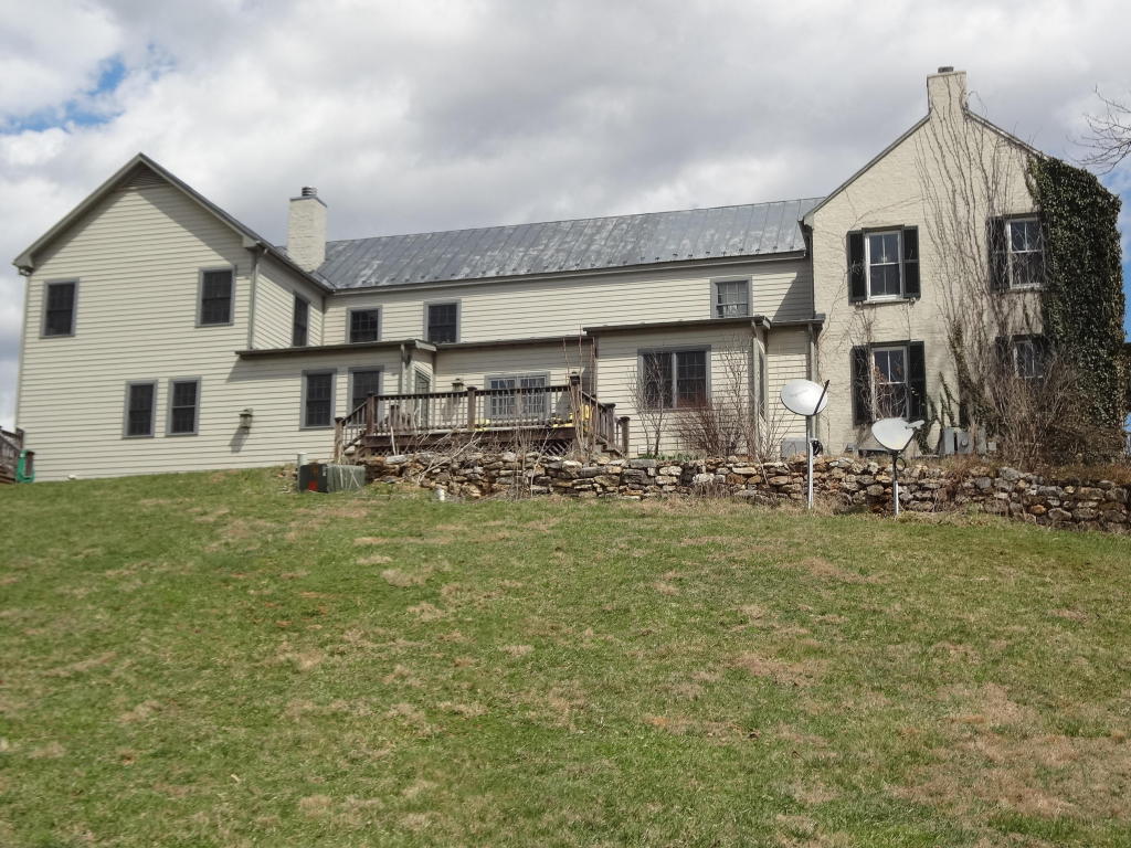 326Jacktown Rd, Lexington, VA 24450