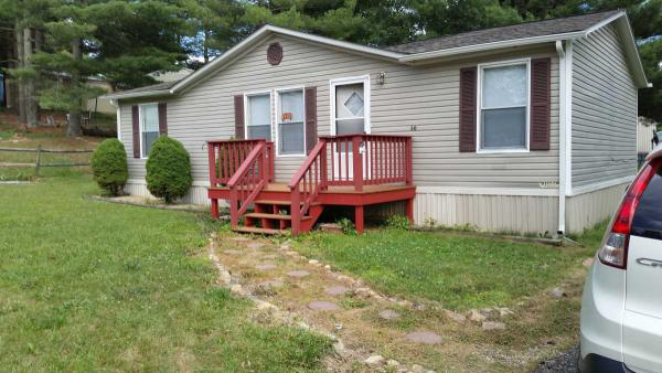 Lakewood Estates 50 Leafy WayRaphine, VA 24472