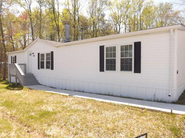 Evergreen Mobile Home Park 548 Kettle LaneLynchburg, VA 24501