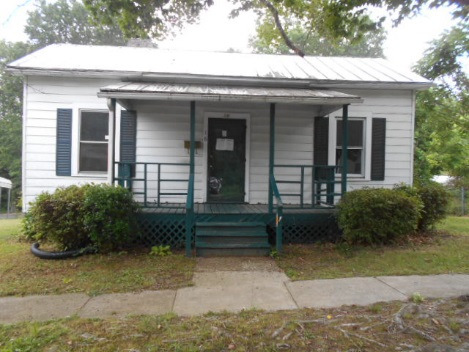 18 Oak Ridge AveDanville, VA, 24541Danville City County