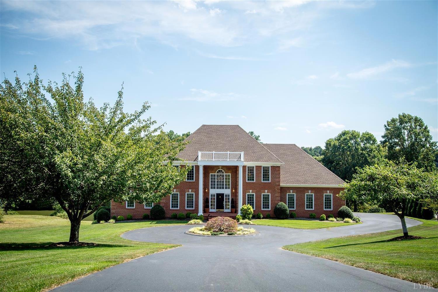 313 Spring Lake Road, Forest, VA 24551