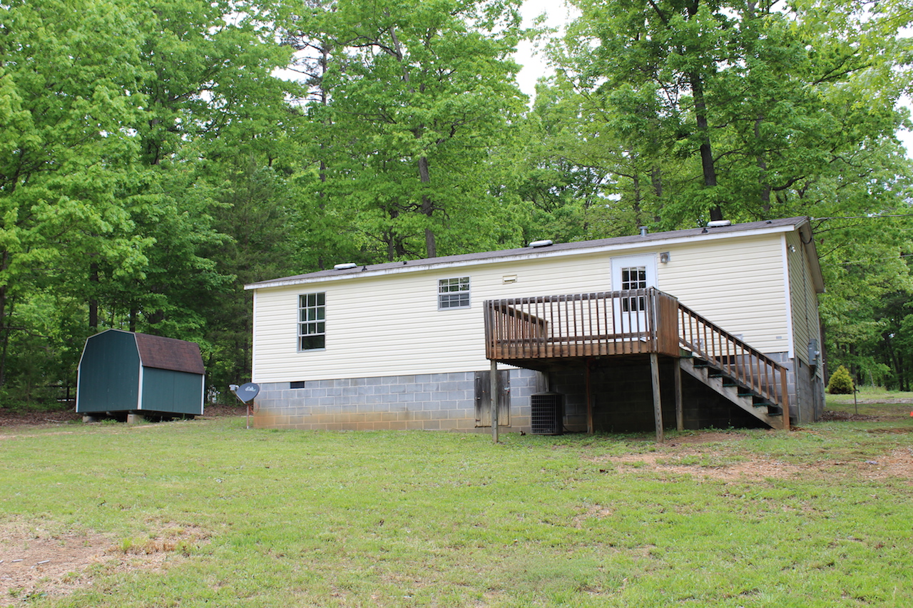 305 Blackwell RdScottsville, VA, 24590Buckingham County