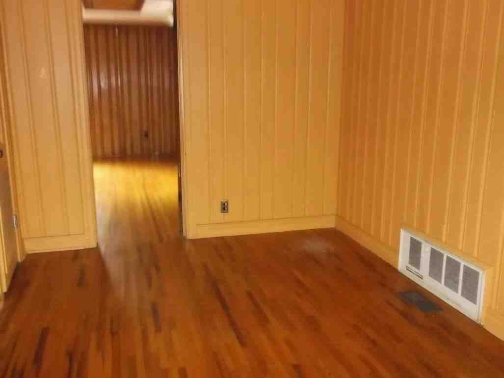 306 Circle DrBluefield, VA, 24605Tazewell County