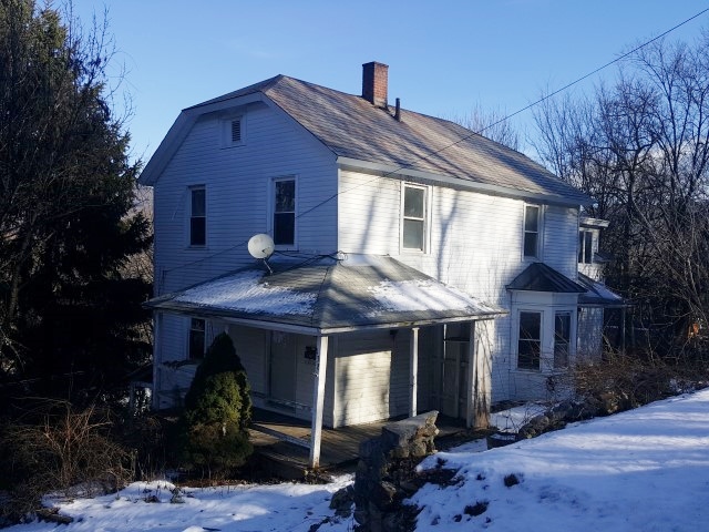 138 Imperial AveBennington, VT, 05201Bennington County