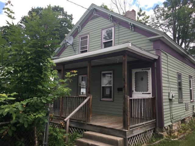 218 Beech StreetBennington, VT, 05201Bennington County