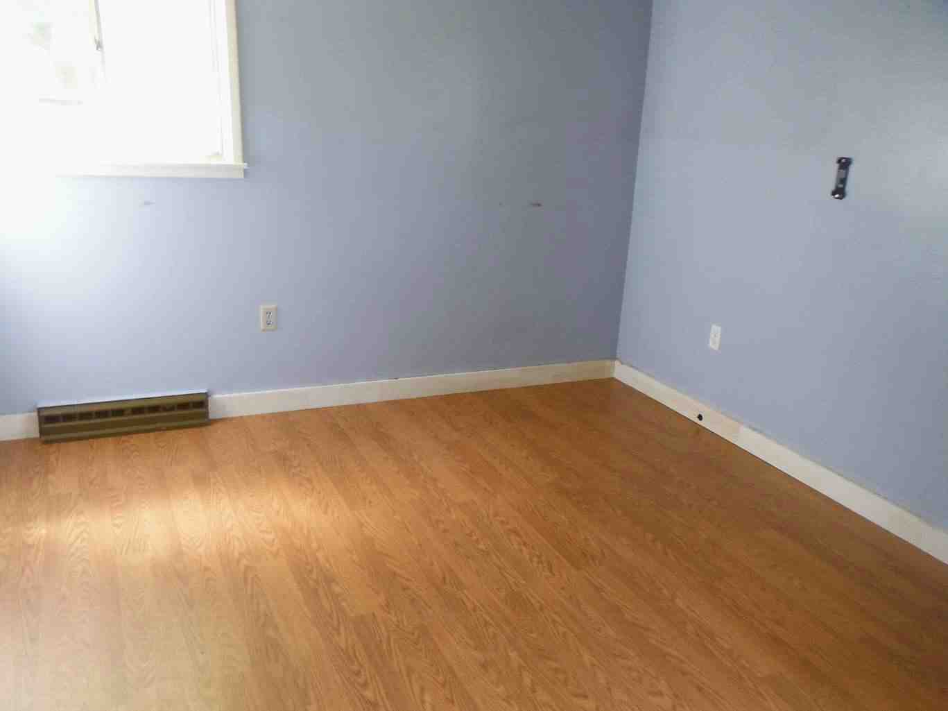 12 Cross StEast Haven, VT, 05837Essex County