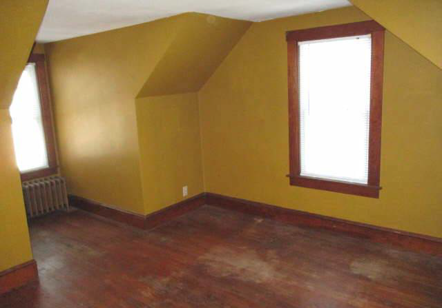 34 Forest StBellows Falls, VT, 05101Windham County