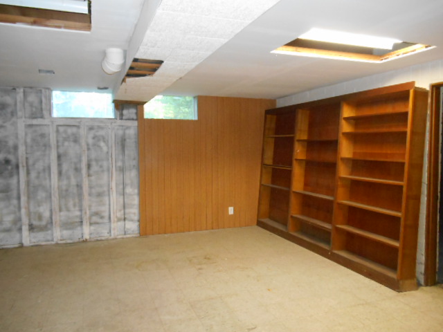 20412 Maxwell Rd SEMaple Valley, WA, 98038King County
