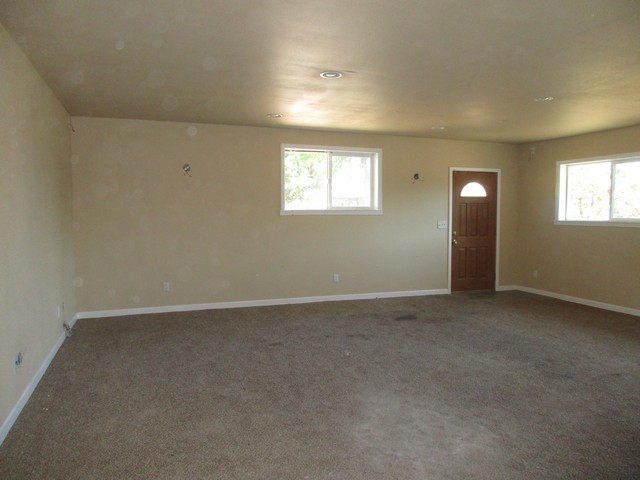 18437 8th Ave SDes Moines, WA, 98148King County
