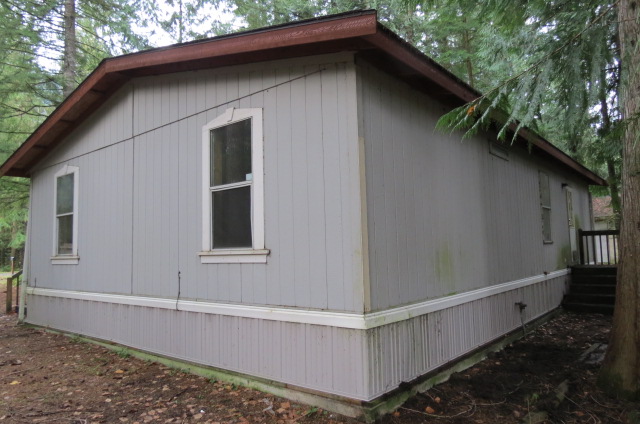 102 Sprague Valley DrMaple Falls, WA, 98266Whatcom County