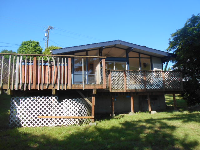 1389 E Camano DrCamano Island, WA, 98282Island County