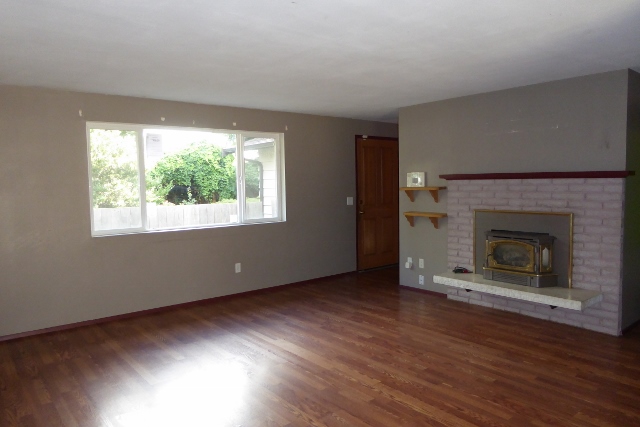 612 Sterling StSedro Woolley, WA, 98284Skagit County
