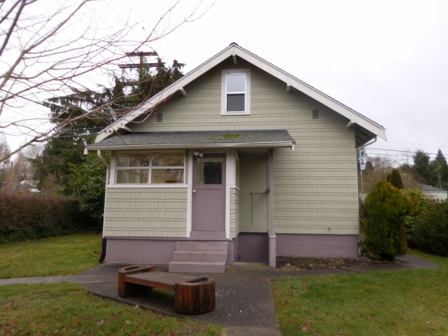 643 N Charleston AvBremerton, WA, 98312Kitsap County