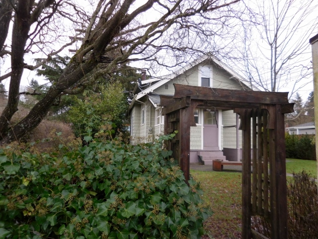 643 N Charleston AvBremerton, WA, 98312Kitsap County