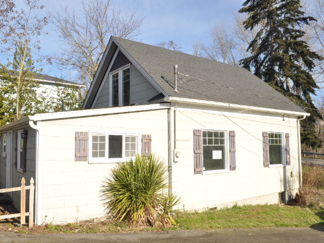 803 7th AveMilton, WA, 98354Pierce County