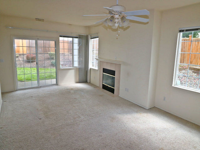 2759 Diamond Loop Unit AMilton, WA, 98354Pierce County