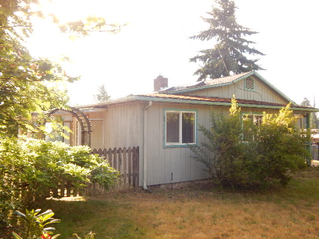 522 N Larch AvePort Angeles, WA, 98362Clallam County