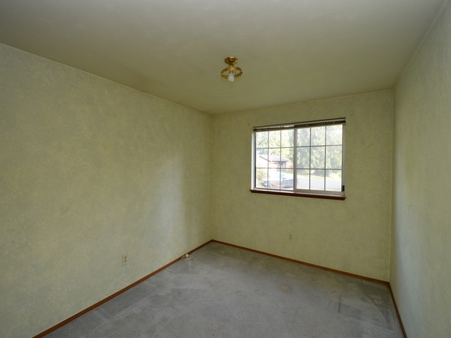 5692 SE Mayhill CourtPort Orchard, WA, 98366Kitsap County