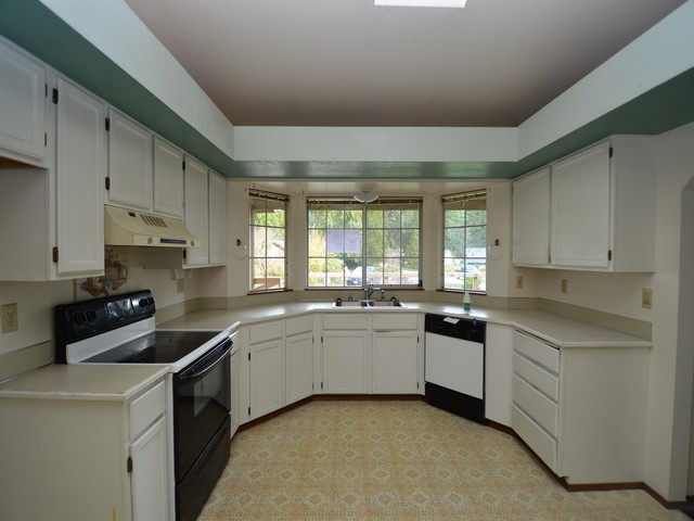 5692 SE Mayhill CourtPort Orchard, WA, 98366Kitsap County