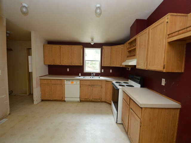 9392 Bethel Burley Rd SEPort Orchard, WA, 98367Kitsap County