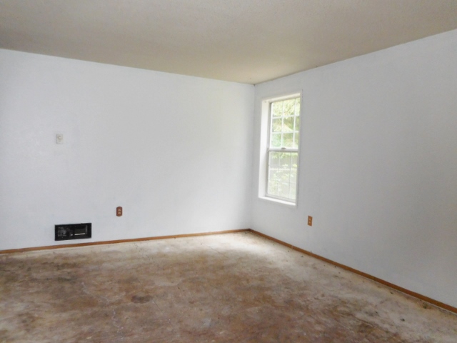 7451 Ebbert Dr SEPort Orchard, WA, 98367Kitsap County