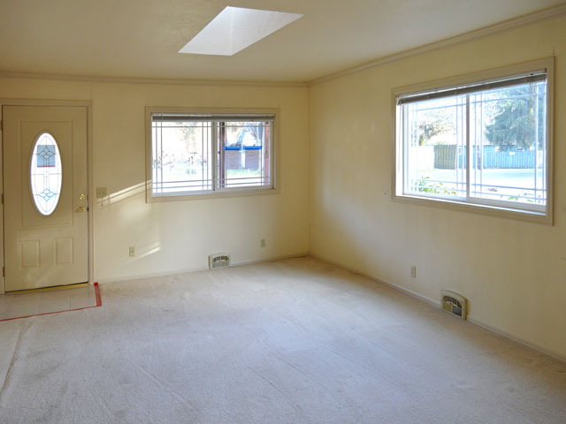 11820 Valley Avenue EPuyallup, WA, 98372Pierce County
